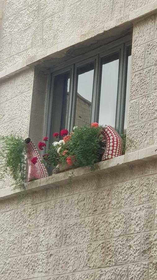 Riviera Hotel Amman Bagian luar foto