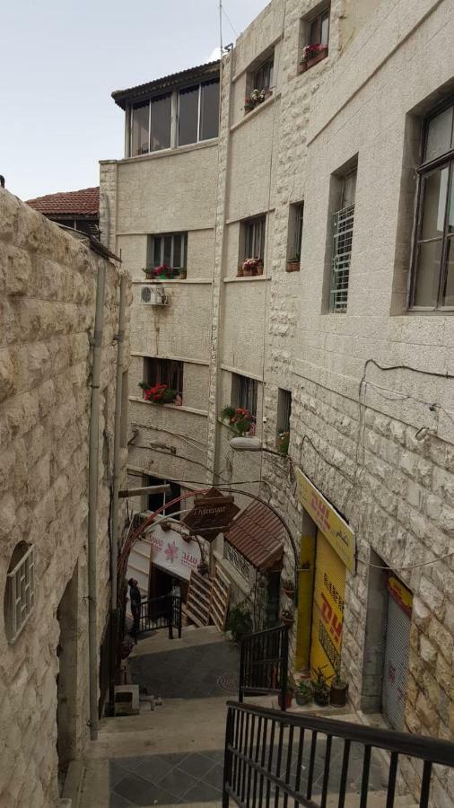Riviera Hotel Amman Bagian luar foto
