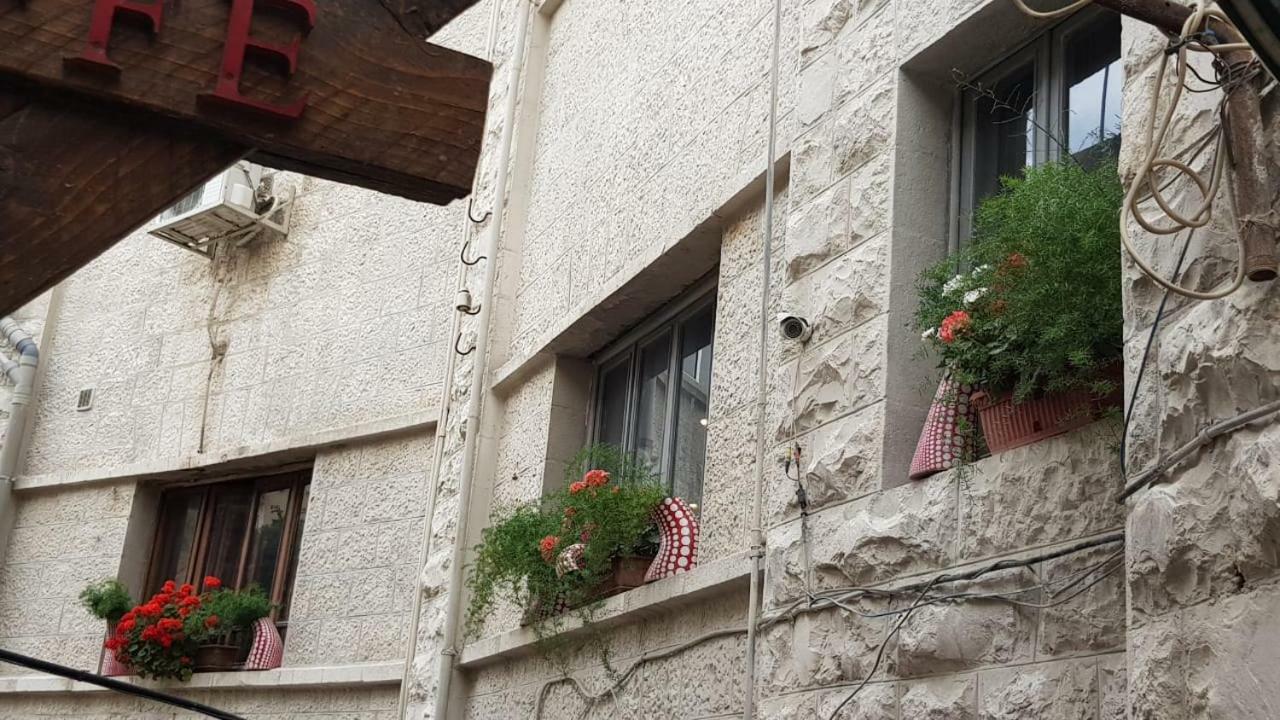 Riviera Hotel Amman Bagian luar foto